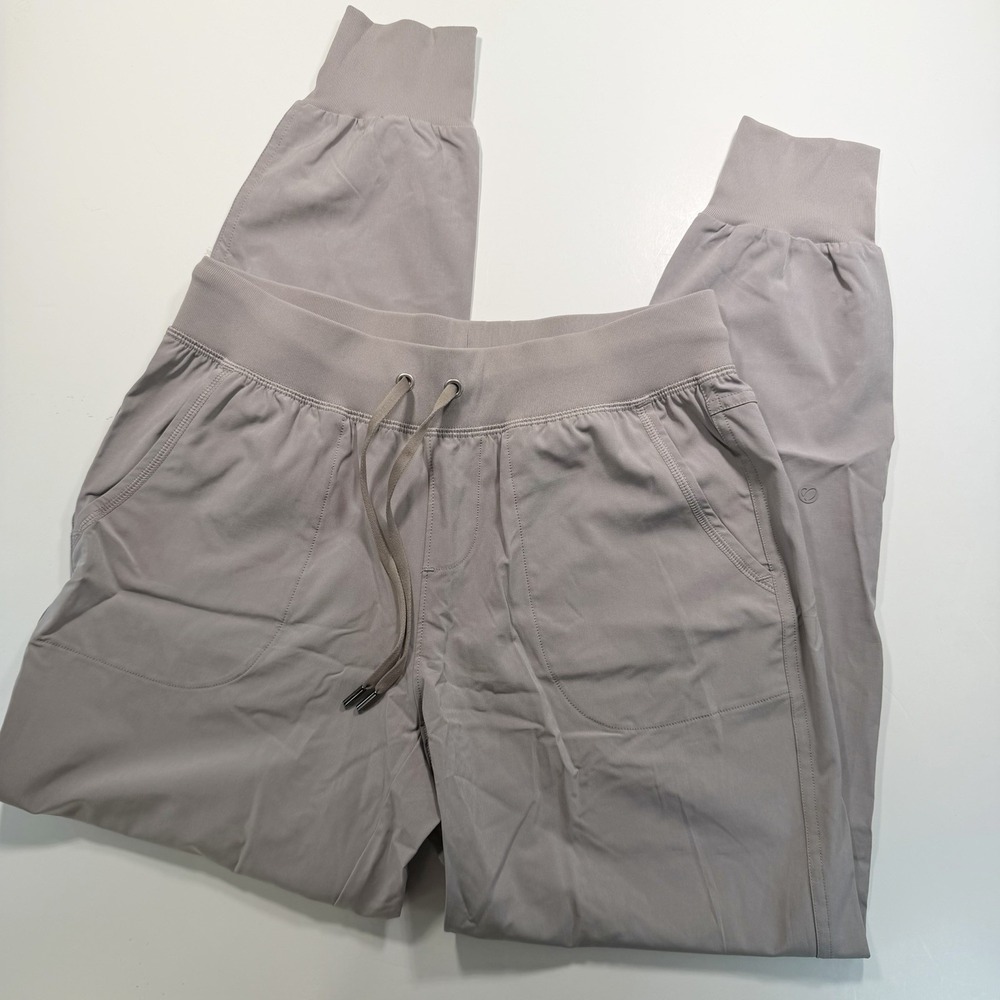crz yoga Jogger Pants NWT XS‎ Gray Chrome Athleisure